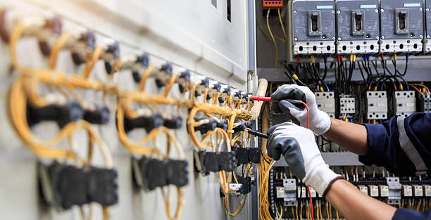 Professional Electrician technician working in Spokane County County, WA
